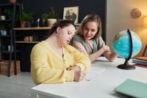 psicóloga para discapacidad intelectual en Valencia - profesora